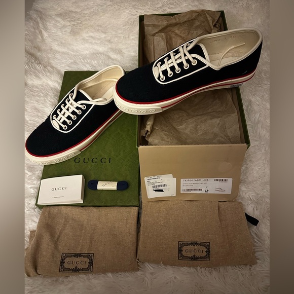 Brand New Gucci Canvas Sneakers 100% Authentic Men’s size 7 - Picture 1 of 3